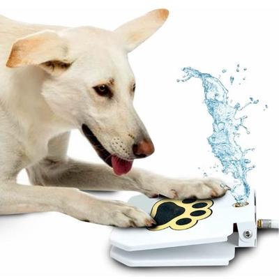 China Automatic Dog Water Fountain Toy Dog Drinking Water Fountain Outdoor Step On Paw Activated Drinking Pet Dispenser Easy for sale