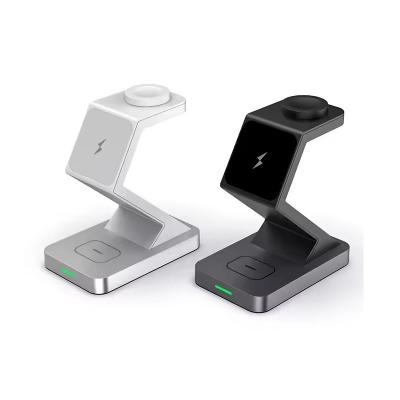 China Airpods Qi-Enabled Devices Magnetic type c wireless charger Multi Functional for sale