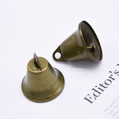 China Hot Selling Europe Runqi Custom 38mm Anti-lost Cow Mental Bell With Crisp Christmas Horn Sound Bell for sale