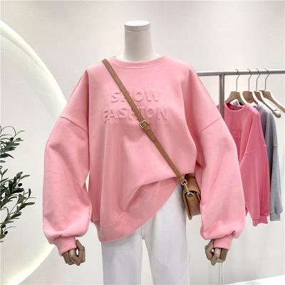 China QUICK DRY Embossed Women's 3D Print Crew Neck Oversized Sweater Top for sale