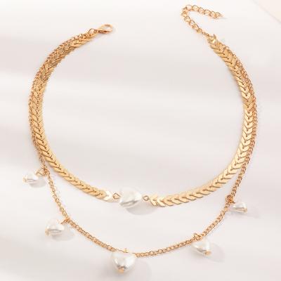 China Fashion 2021 Summer Women's Heart Pearl Necklace Fashion Leaf Chain Necklace For Girl Multi Layer Necklace for sale