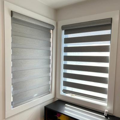 China Highly Customizable Polyester Zebra Blinds for Indoor House Heat Insulation Included for sale