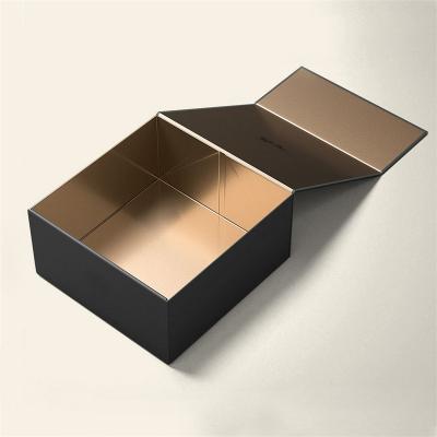 China Luxury Magnetic Clothing Gift Boxes Cardboard Closing Magnet Recyclable Foldable Folding Box for sale