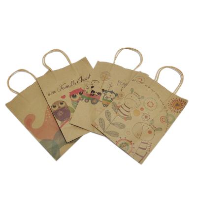 China New Fashion Recyclable Clothing Packaging Kraft Paper Bag Can Be Customized Logo Shopping Bag for sale