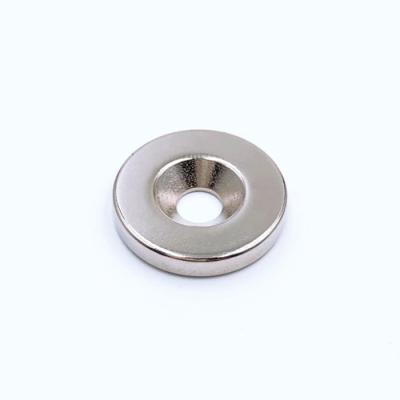 China China Industrial Wholesale Factory Wholesale Neodymium Magnet Screw Hole Super Strong Down Ring Magnet for sale