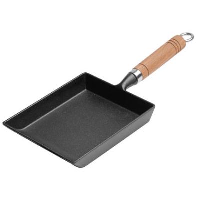 China Sustainable high quality Japanese cast iron pancake egg roll pan with wooden handle with best price for sale