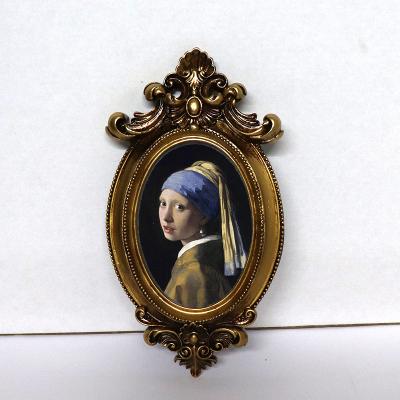 China Elegant Home Decoration Vintage Style Display Picture Frame European Oil Painting Framed Wall Decoration Resin Composite Picture Frame for sale