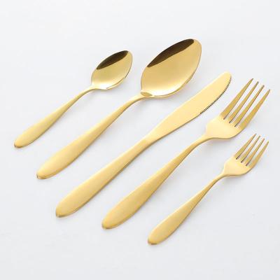 China Viable Western Style Party Palace 5pcs Stainless Steel Flatware Dinnerware Serving Cutlery Western Brass Gold Set for sale