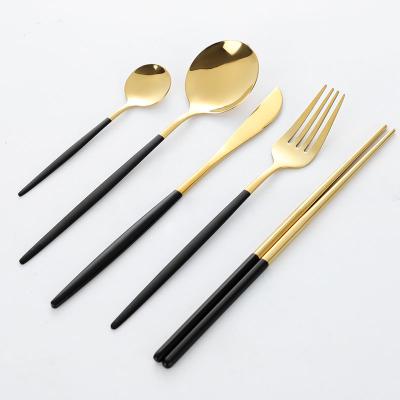 China Portugal Style Sustainable Stainless Steel Flatware Gold Dinnerware Cutlery 5 Pcs Serving Sets With Black Handle for sale