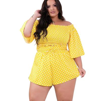 China 2021 Viable New Casual Solid Color Plus Size Women's Suits Polka Dot Off Shoulder Top Two Piece Shorts Set for sale