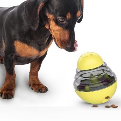 China New Style Dogs UFO Dog Chew Treat Food Dispensing Chew Playing Medium Large Small Dogs Rubber Toy for sale