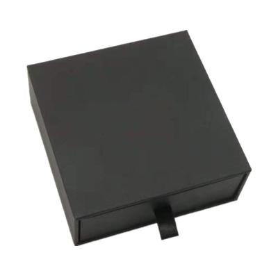 China MOQ 100pcs Recyclable Black Drawer Paper Box Packaging With Gold Hot Stamping Logo for sale