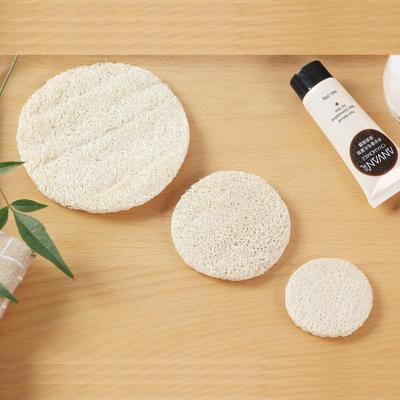 China All Natural Round Original Natural Bath Loofah Sponge Protection Scrub for sale