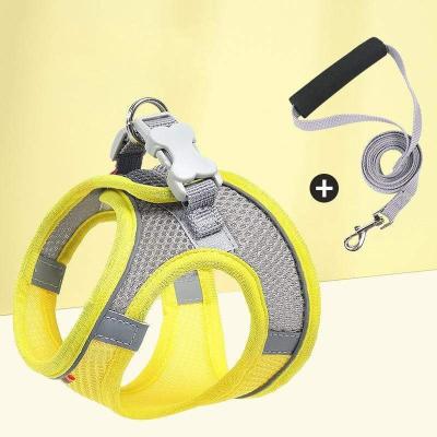 China New hot type simple and comfortable reflective harness dog leash pet sale vest harness for sale