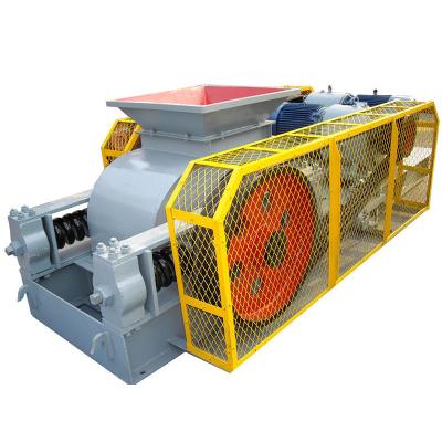 Cina Mining Gold Ore Rock Stone Lime Gravel Pebble Stone Double Roller Etc. YIHAN crushing machine double roller crusher in vendita