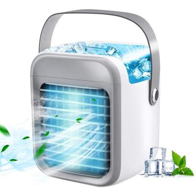 Κίνα Small Size Portable Rechargeable Design Easy Using Electric Air Humidifier Cooler 300ml προς πώληση