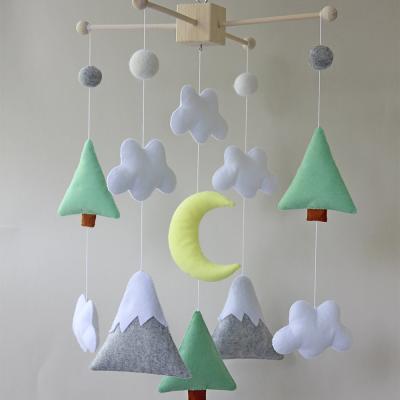 China Cute Felt Eco-friendly Modern Baby Crib Toy Decoration For Babies Bed Movable Lightweight Hanging Room for sale