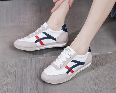 China Fashion Trend Casual Flat Sneakers Fashion Breathable Shoes For Women for sale