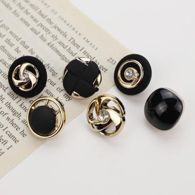 China 2021 New Viable Shirt Buttons Fashion Chiffon Buttons Clothing Accessories Buttons for sale