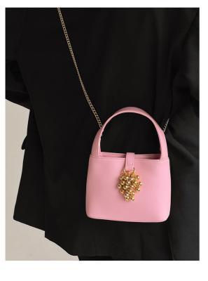 China Unique fashion special interest design grape bag chain bucket bag for women 2022 new popular high-grade cross - body handbag for sale