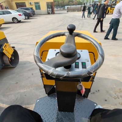 China Small Road Roller Walk-Behind Ride-on Compactor Mini Vibrating Roller Vibration for sale