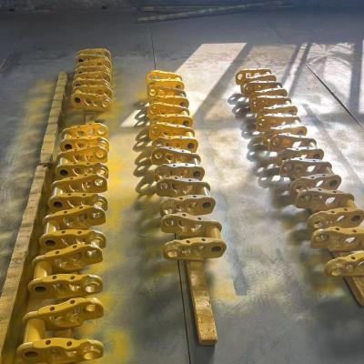 China Upgrade Your Machinery with Customizable Excavator Bulldozer Track Chain Track Link for sale