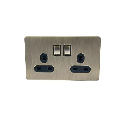 China Retro Switch Brass Dual Socket Residential/General Purpose 3 PIN Wall Socket USB With Switched Brushed Bronze Socket Coppery Stainless Steel Swi for sale