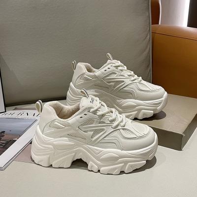 China Fashion Trend New Breathable Sports Shoes Custom White Shoes Women Shoes For Sports for sale