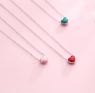 China Trendy Minimalist 925 Sterling Silver Enamel Green Red Pink Heart Necklace for sale