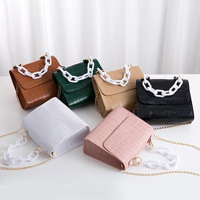 China Portable Luxury Lady PU Leather Clutch Chain Handbag Purses Handbags For Women for sale