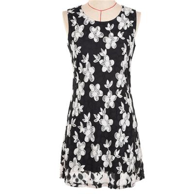 China Breathable Sleeveless Back Zipper Flower Lace Midi Ladies Women Floral Shift Dress With Pockets for sale