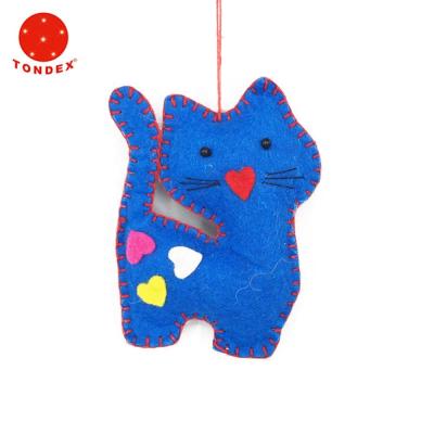 China Cute Animal Felt Felt Head Chain Pendant Felt Cat Christmas Gifts For Nurses for sale