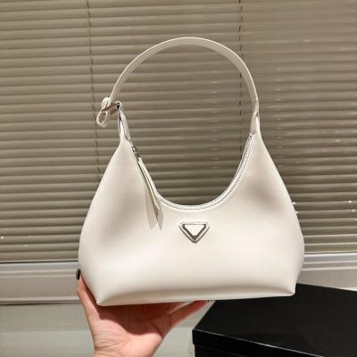 China Wholesale Hot Selling Breathable Handbags For Designer Luxury Handbags Triangle Metal Women Bags Luxury Women's Shoulder Bags for sale