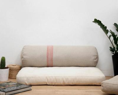 China Sustainable Cotton Wool Bolster Removable Comfortable Decorative Sofa Bed Cover for sale