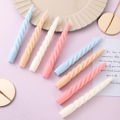 China Wholesale Unique Decorative Scented Craft Luxury Candle Home Burning Time Column Pillar Twist Long Swirl Candle for sale