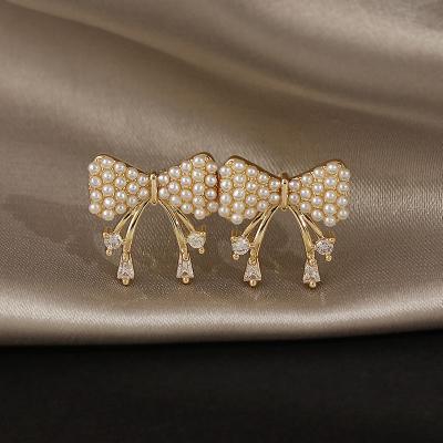 China 925 FASHIONABLE Cool Pearl Needle Earrings Silver South Simple Arc Small Design for sale