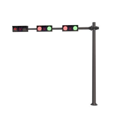 China Popular Outstanding Octagonal Soccer Field Quality Traffic Light Signal Led Poles for sale