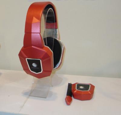 China Auriculares inalámbricos del juego de 2.4ghz Xbox el rojo, auriculares inalámbricas del juego de la PC en venta