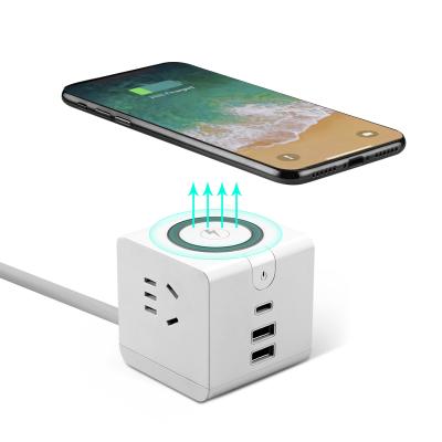 China Multiple Socket Outlet Customized Usb Wall Charger With Left Port PD QC 3.0 Cell Phone Wireless Charger 3 Charger for sale