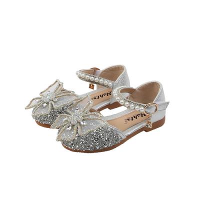 China Deodorization girls' sandals 2021 spring and summer new fashion Diamond Princess light shoes dance performance shoes for sale