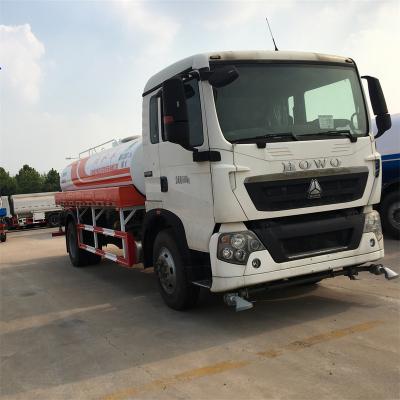 China 4x2 15000L 11 - 20T Water Sprinkler Truck Sinotruk Howo 15m3 Water Tank Truck for sale