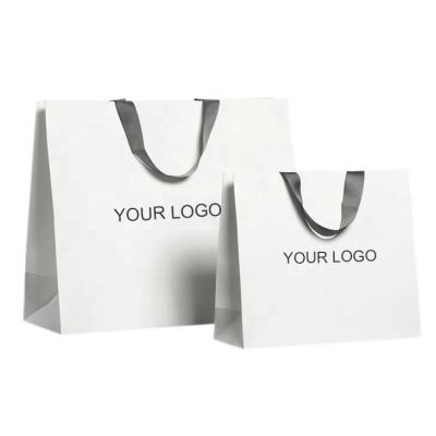 China Recycled Materials Products Boutique Custom Branded Carrier Bags Foldable Paper Bag Reusable Logo Bolsas Tote Bag for sale