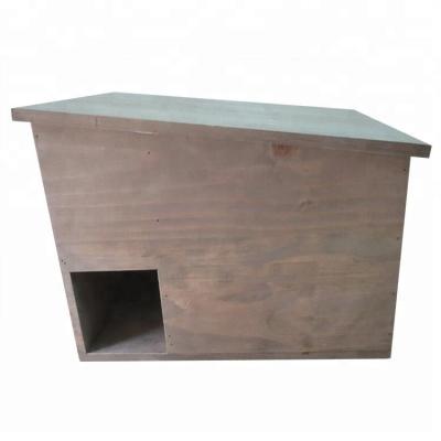 China Sustainable outdoor handmade wooden hedgehog house for sale