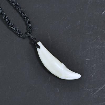 China Natural Silver Wolf Tooth Charm White Brown Vintage Ecru Tibetan Fangs Tooth Bone Amulet Pendant Necklace Men Vintage SZGY006 True for sale