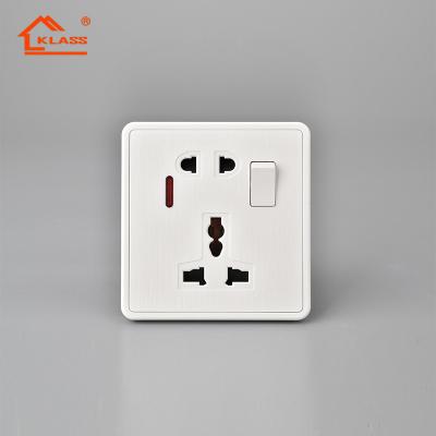 China British Standard Modern Design 5 Hole Switched Sockets And House Switches Best Price Control With LED Indicator Flame Resisted PC Material for sale