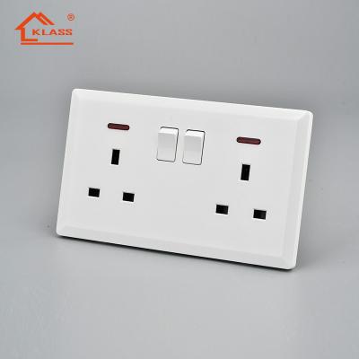 China Modern Design Wall Sockets And Switches Dual Chamber 13A 220v UK Electrical Standard For Pakistan Bangladesh for sale