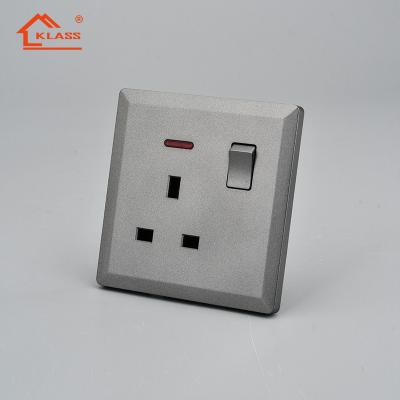 China Large House Power Supplies Panel 13A Wall Switch Socket With Neon Switch Socket Wall AC 220~250V UK Standard for sale