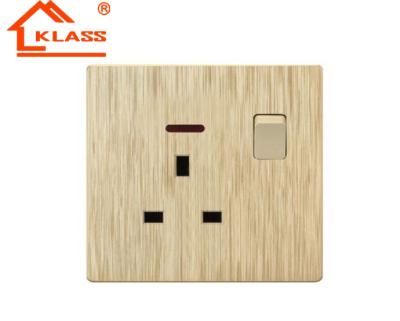 China Gold Fashionable Multi Function 13a Residential / General Purpose Brushed Wall Switch Electrical Outlet With Two Usb Plug for sale