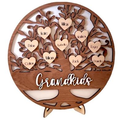 China USA Wooden Family Tree Gift For Mom Grandma Wood Sign Seated Mothers Day Engraving Names Text Family Tree Desk Decoration for sale