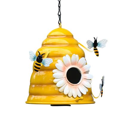 China Viable Decoration Parrot Outdoor Yard Garden Bird Feeders Cage Iron Hanging Crafts Winter Warm Bird Cage Bed Parrot Bird House for sale